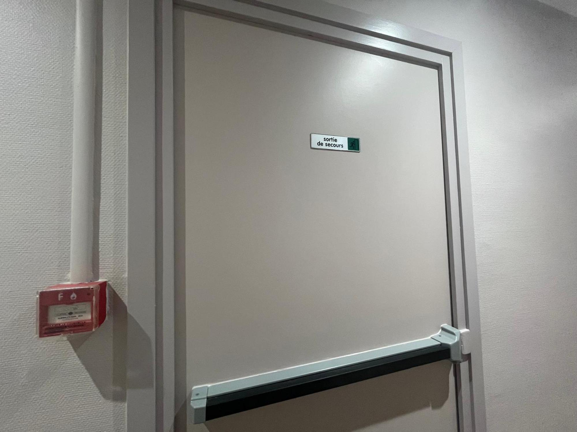 Hotel Du Colombier Rennes Centre Extérieur photo